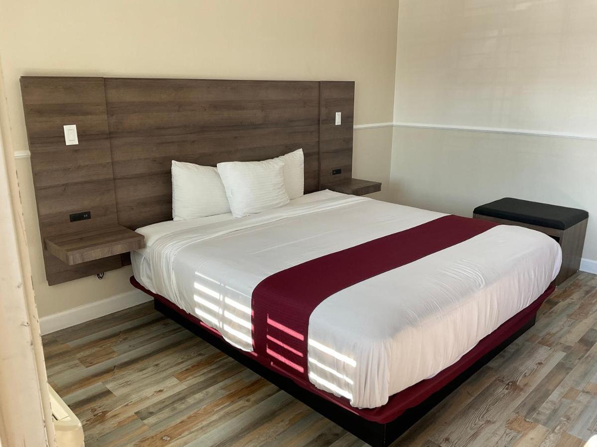 Escondido Inn Zewnętrze zdjęcie